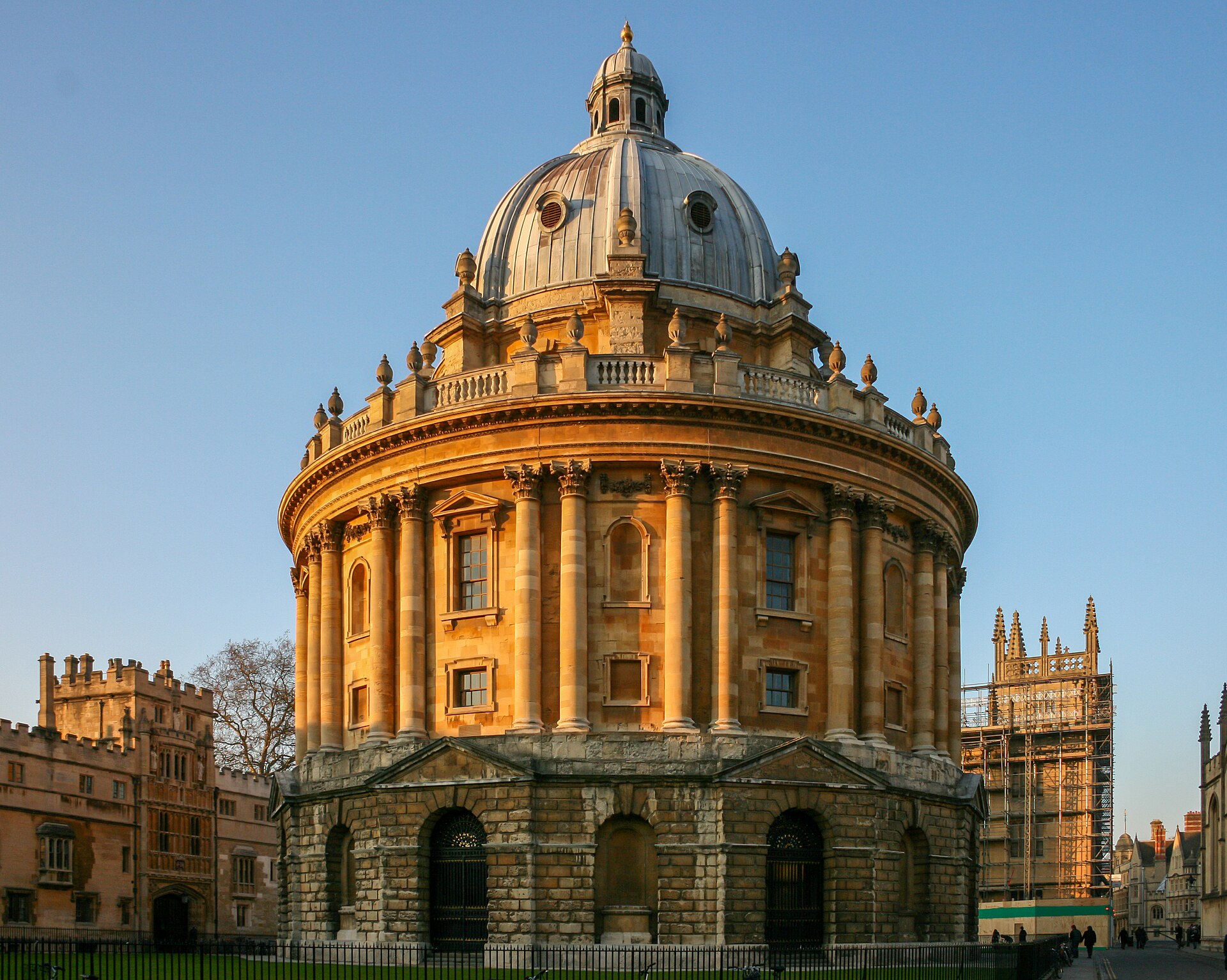 The circular Radcliffe Camera and historic university buildings in central Oxford
