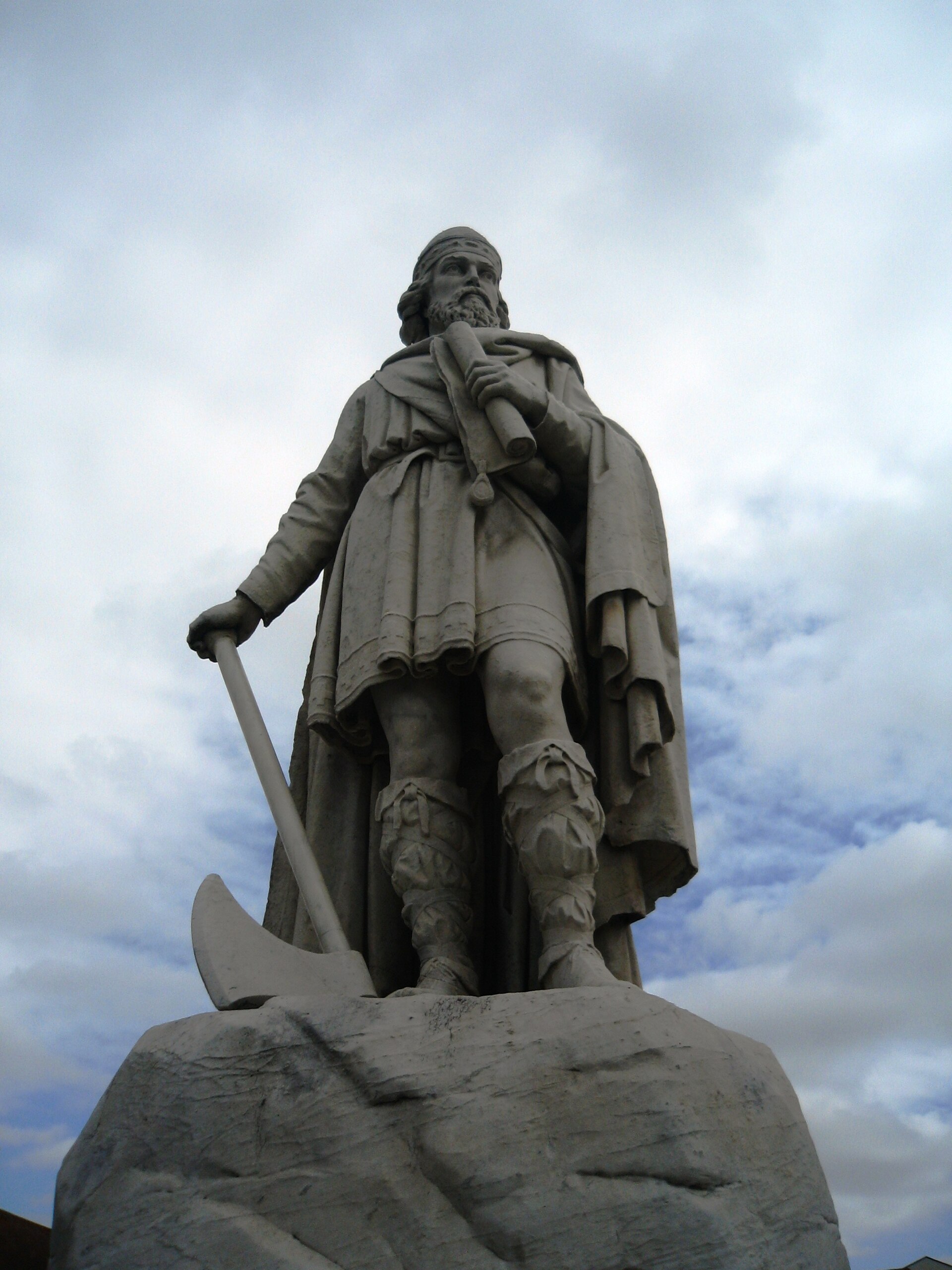 Statue of King Alfred the Great in Wantage Market Place